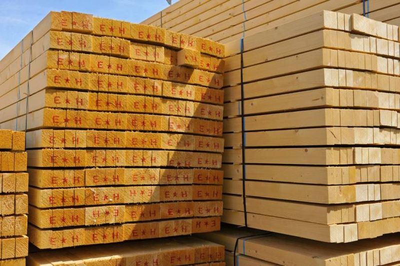 Dussault, négoce en bois de construction à Gignac la Nerthe, propose en stock des liteaux
