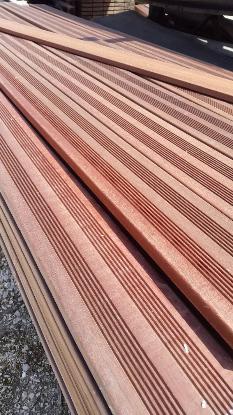 Stock de lames en exotique chez Dussault 13180