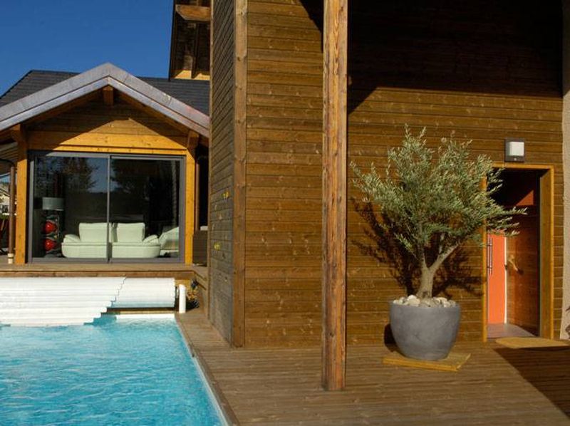 bardage bois chez Dussault 13180 pour particuliers