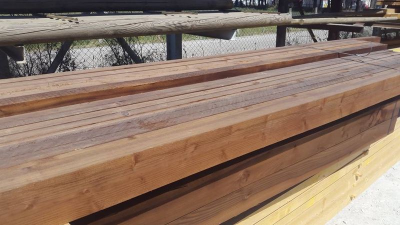 Bois autoclavé chez Dussault à Gignac la Nerthe