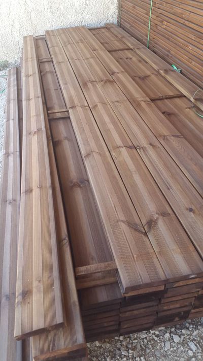 Bois Dussault -  Commande de bois de chêne et de sapin pour travaux de charpente à Toulouse en Haute-Garonne