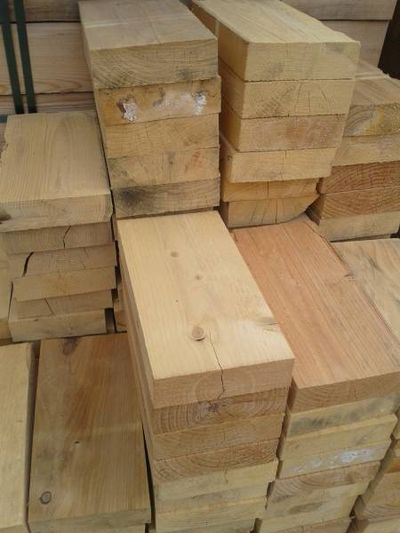 Bois Dussault -  Devis découpe de bois d'extérieur à Toulouse en Haute-Garonne