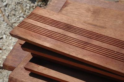 Vente de bois à Marseille dans les Bouches-du-Rhône