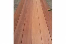 Bois Dussault -  Vente de panneaux en bois exotique à Aix-en-Provence dans le 13
